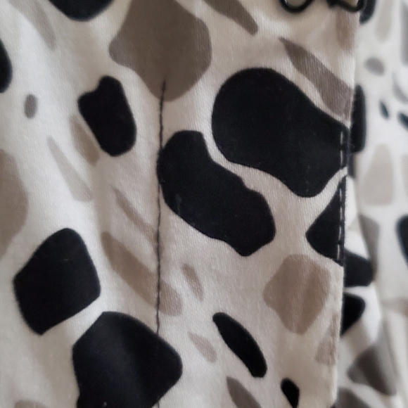 A. GIANNETI Jacket, Mosaic print with Sequined trim.  Size M - Picture 6 of 9